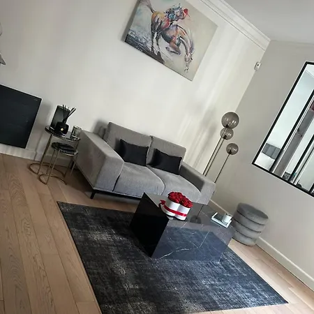 Appartement Invalides Eiffel Tower *